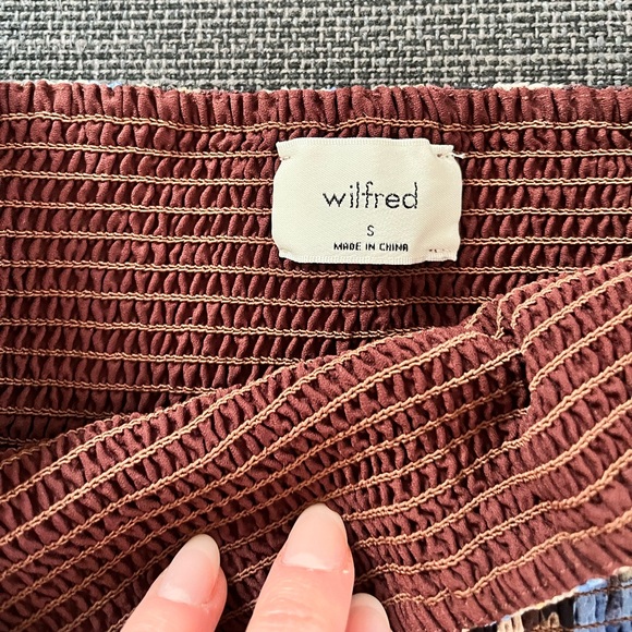 ARITZIA WILFRED TOP SMALL - Picture 2 of 2
